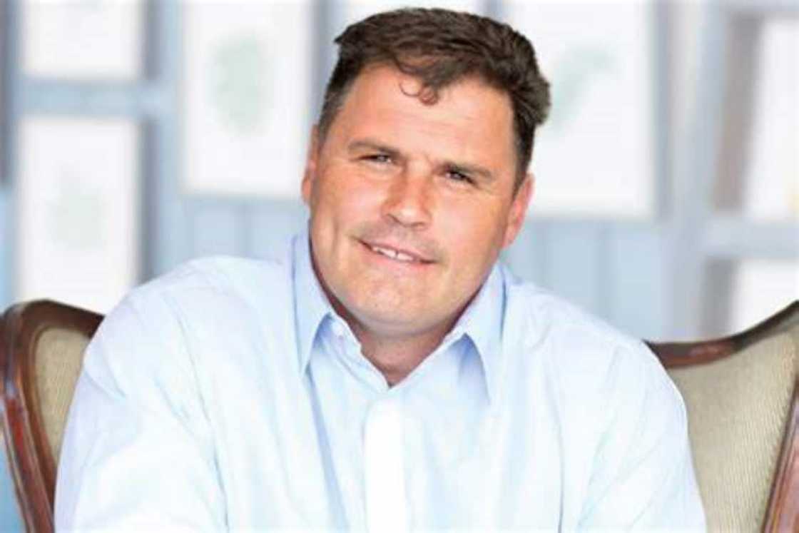 Waarom die bohaai oor Andries Enslin? Preke, skandaal, Texas. Andries enslin verhouding. Andries enslin texas. Andries enslin verlede. Andries enslin skokbewerings. Waarom die bohaai oor Andries Enslin? Preke, skandaal, Texas. Andries enslin verhouding. Andries enslin texas. Andries enslin verlede. Andries enslin skokbewerings.