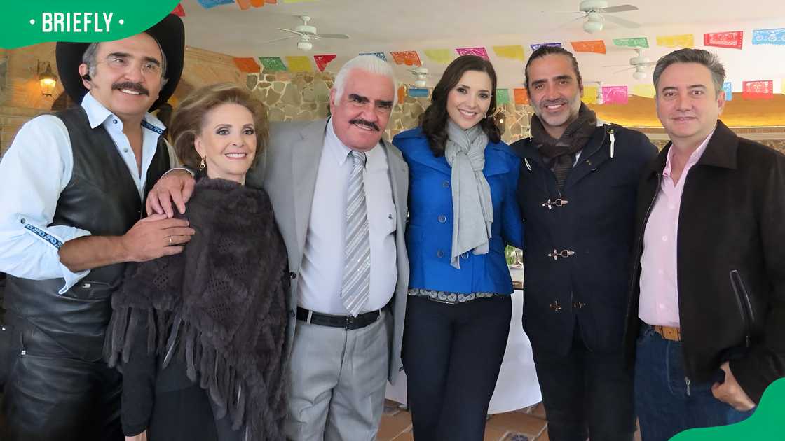 Vicente Fernández's family