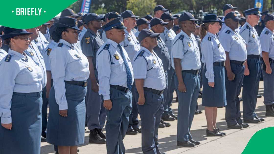A police officer died in an accident A police officer died in an accident