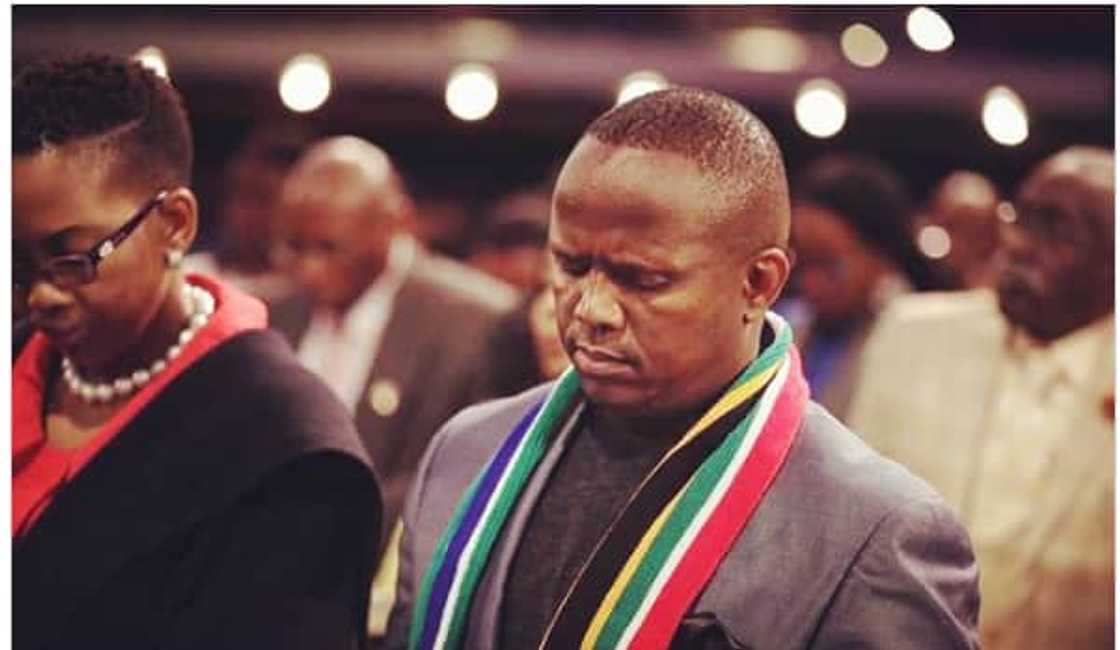 Mthunzi Mthunzi