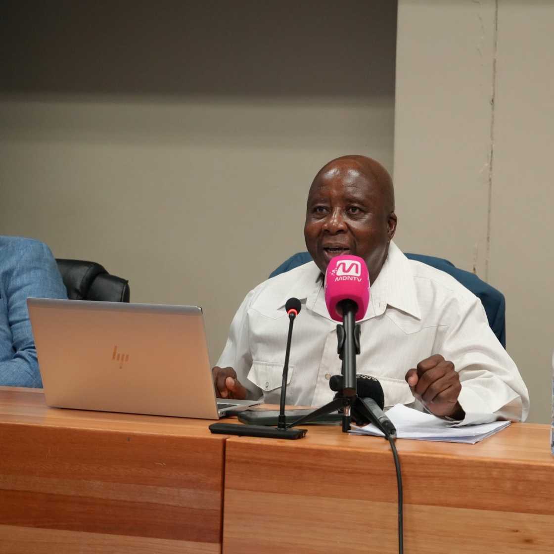 Online users said Dr Easy Matjila's decision to live modestly should be respected