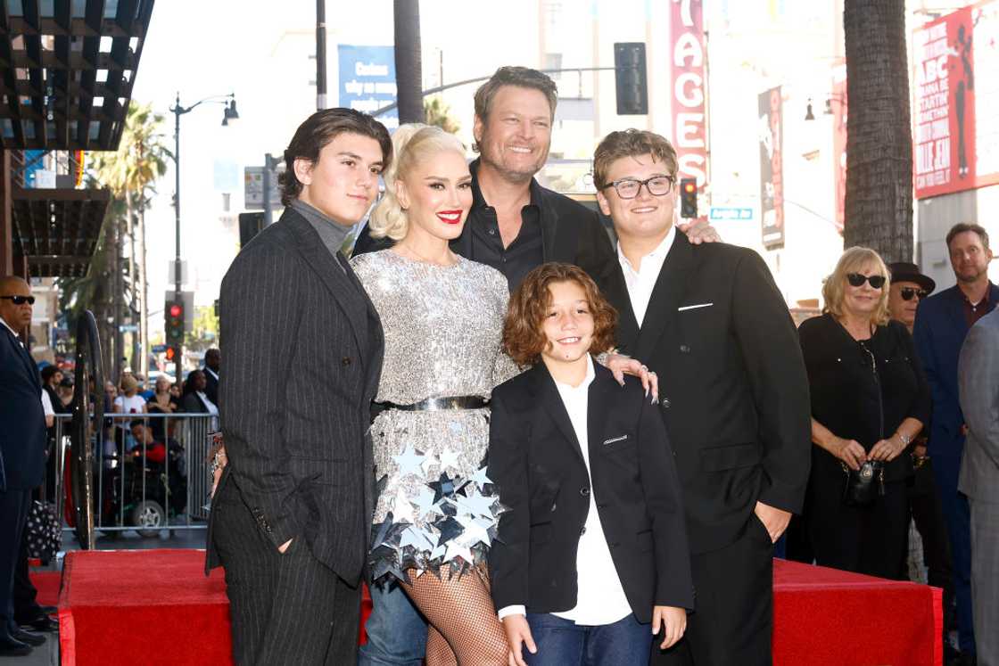 Kingston Rossdale, Gwen Stefani, Apollo Rossdale, Blake Shelton and Zuma Rossdale Kingston Rossdale, Gwen Stefani, Apollo Rossdale, Blake Shelton and Zuma Rossdale