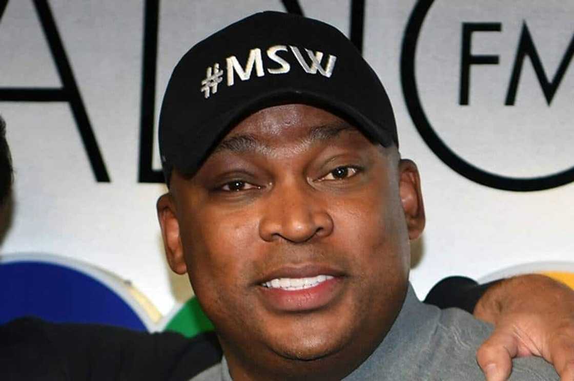 Robert Marawa Biography: Wife, Instagram, Age, Parents, Baby, Salary