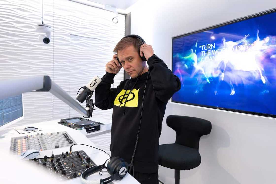 Who is the highest paid DJ in America? Who is the highest paid DJ in America?