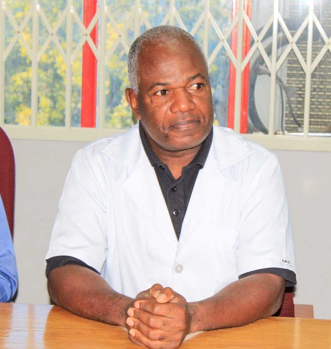 Professor Nyaweleni Tshifularo Professor Nyaweleni Tshifularo