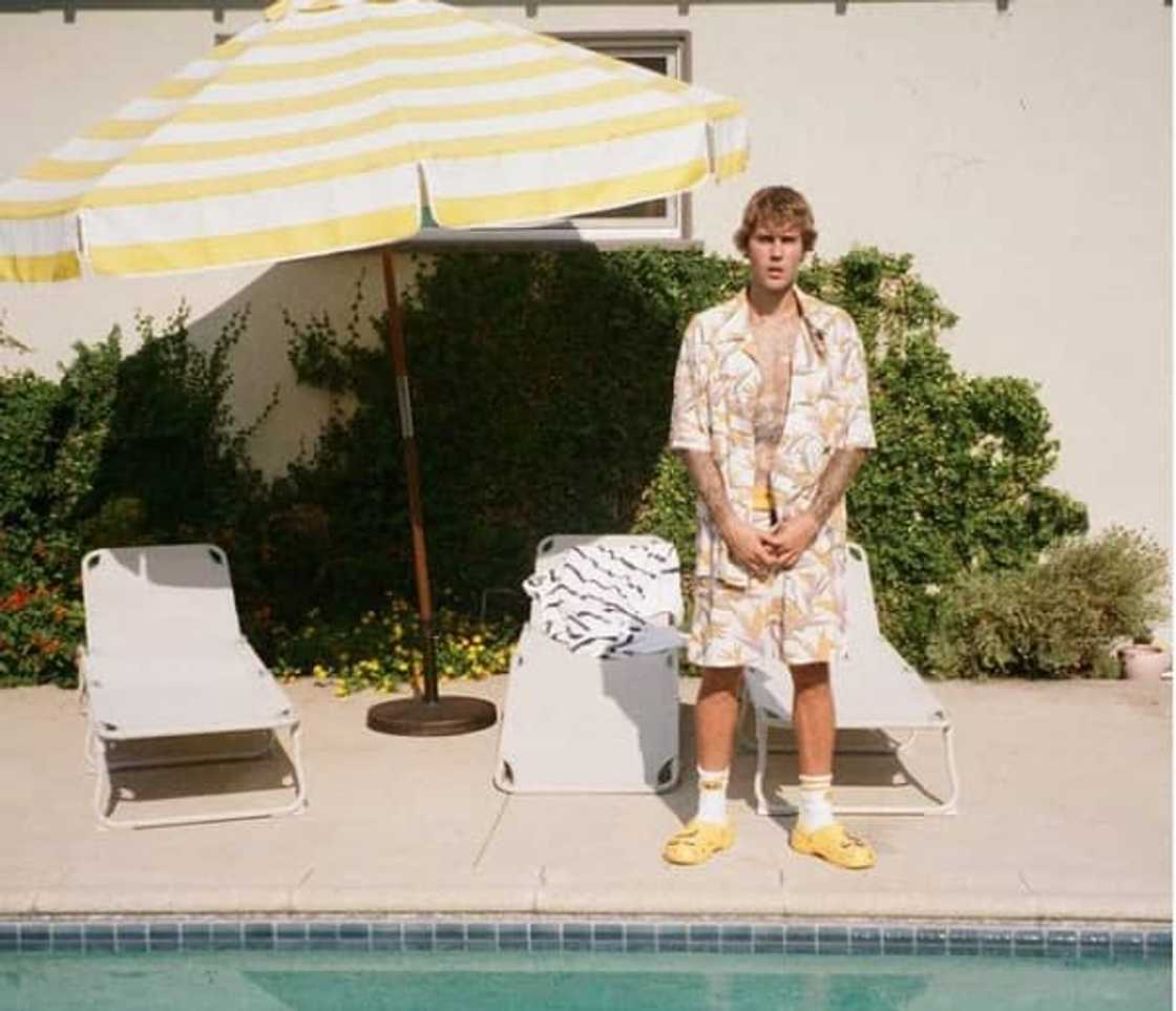 Justin Bieber's custom Rolls-Royce Wraith stuns netizens Justin Bieber's custom Rolls-Royce Wraith stuns netizens