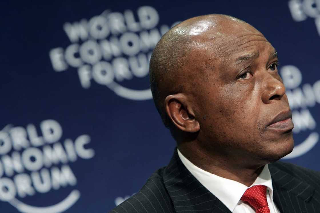 How many millionaires are there in South Africa? How many millionaires are there in South Africa?