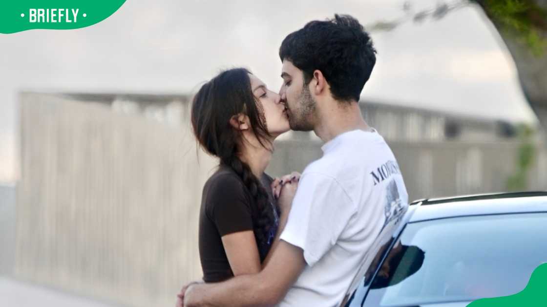 Olivia Rodrigo and Adam Faze