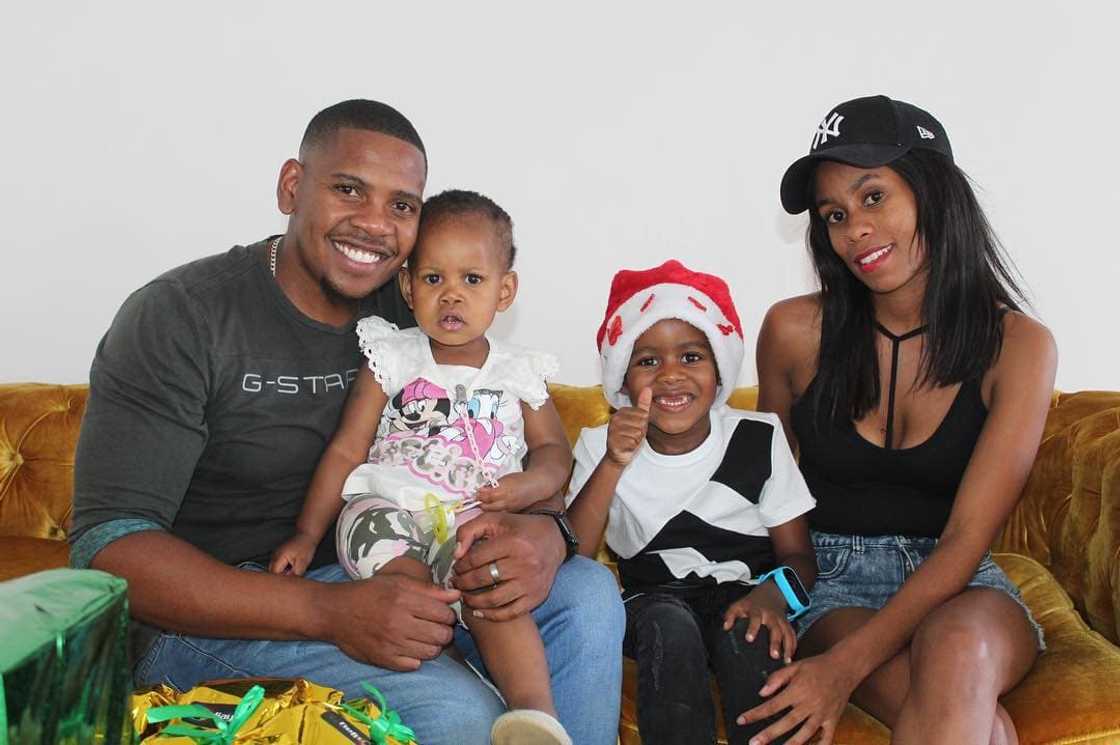 Dj Arch family