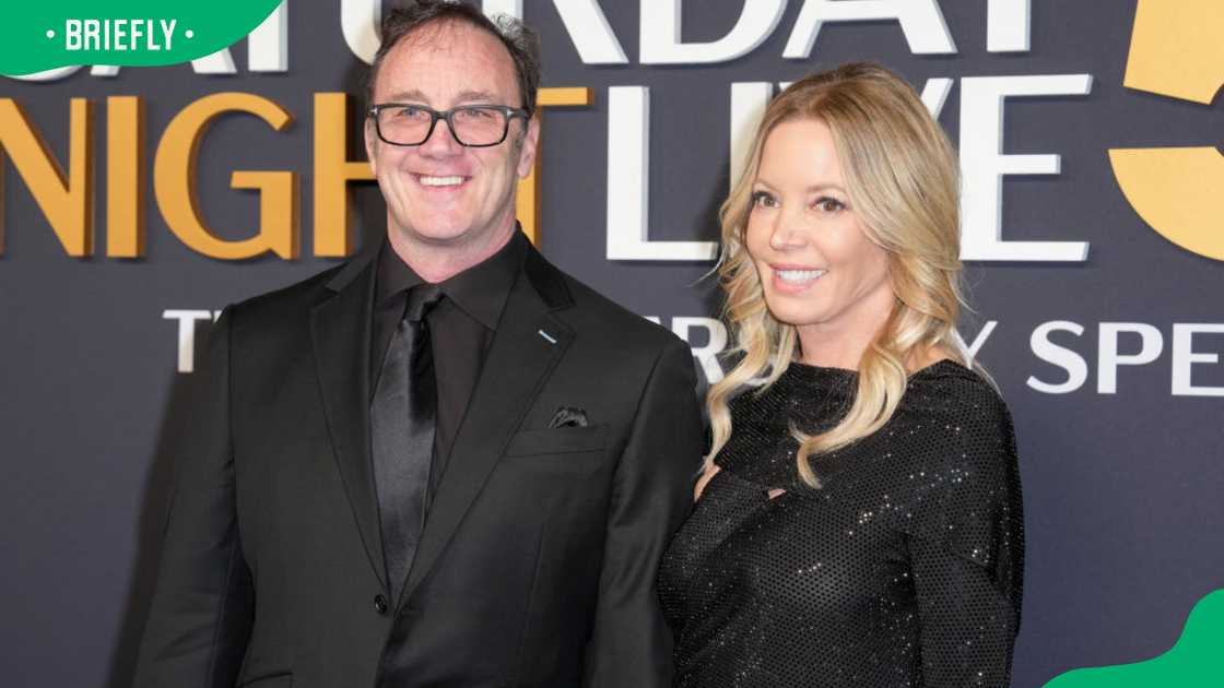 Jay Mohr and Jeanie Buss at SNL50: The Anniversary Special at 30 Rockefeller Plaza in 2025