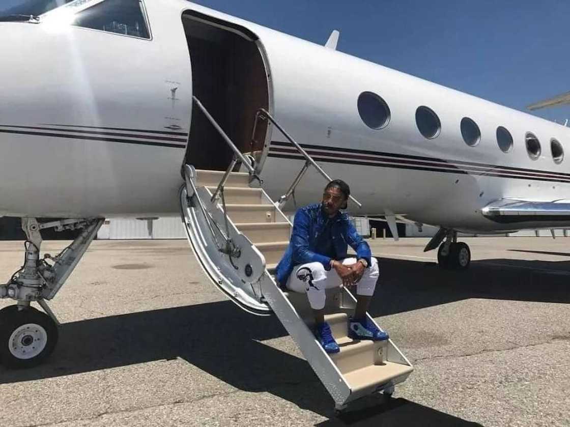Pierre-Emerick Aubameyang’s private jet