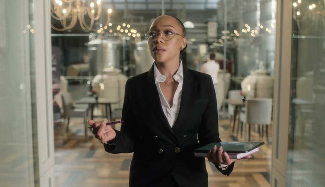 Thando Thabethe donated stationery packs to Phefeni Secondary School Thando Thabethe donated stationery packs to Phefeni Secondary School