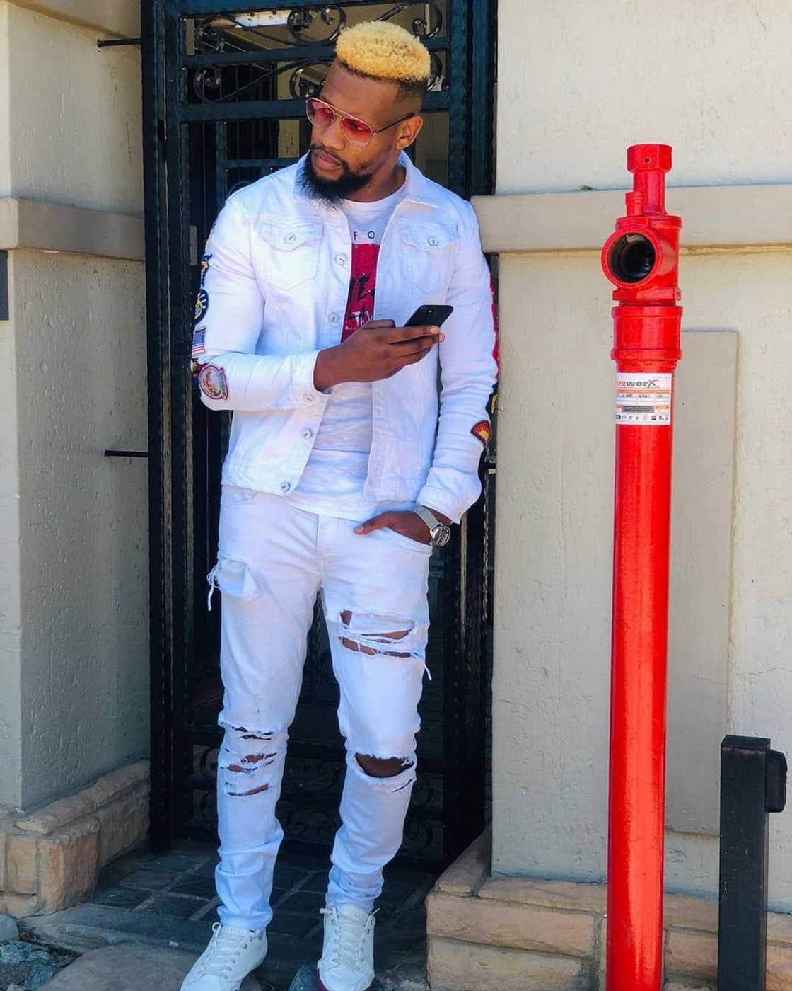 15 hot and hunky South African celebrities you should follow on Instagram 15 hot and hunky South African celebrities you should follow on Instagram