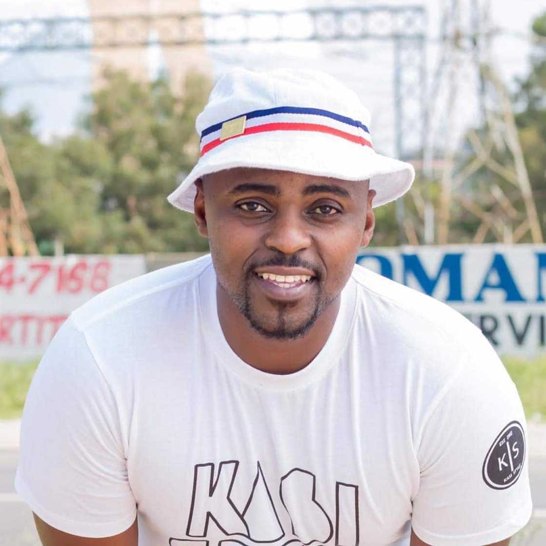 Xolani Mayekiso Xolani Mayekiso