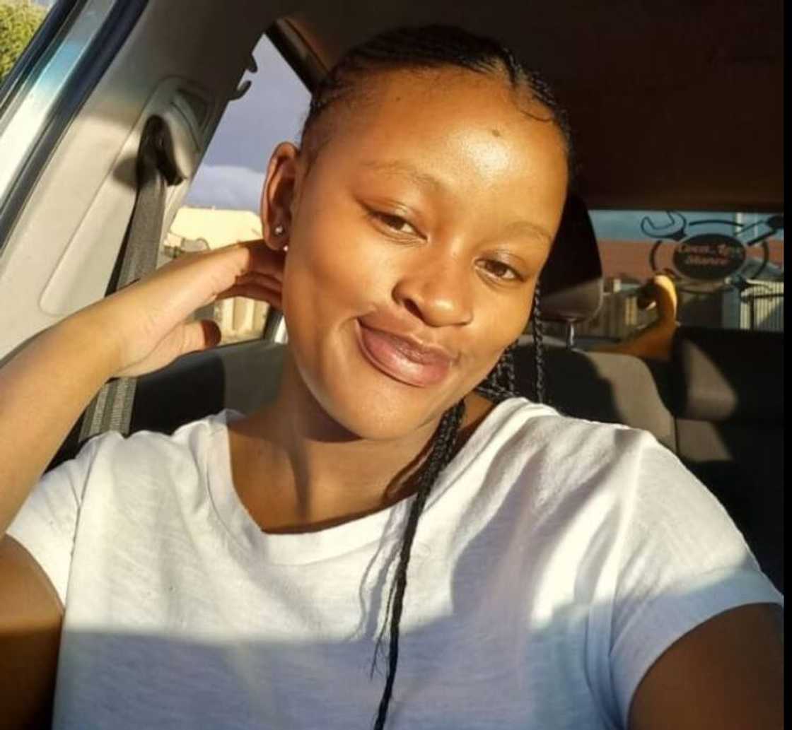 Woman shares journey of her pregnancy. Woman shares journey of her pregnancy.