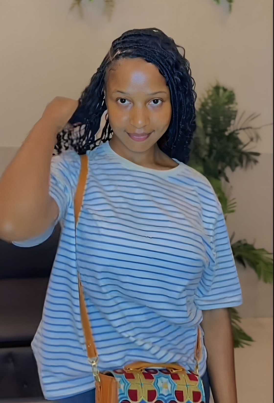A South African woman left Manzsi shocked after showing off her R900 nails, which left her heartbroken. A South African woman left Manzsi shocked after showing off her R900 nails, which left her heartbroken.