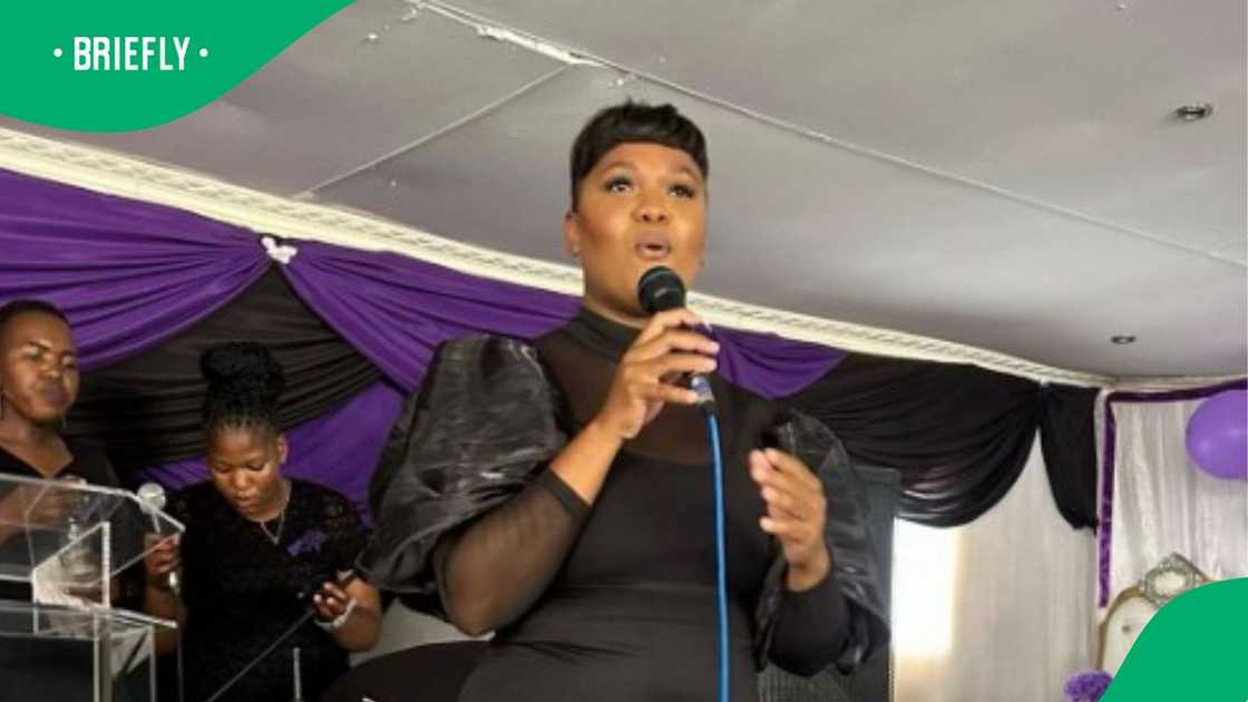 Woman gave her grandmother a job Woman gave her grandmother a job