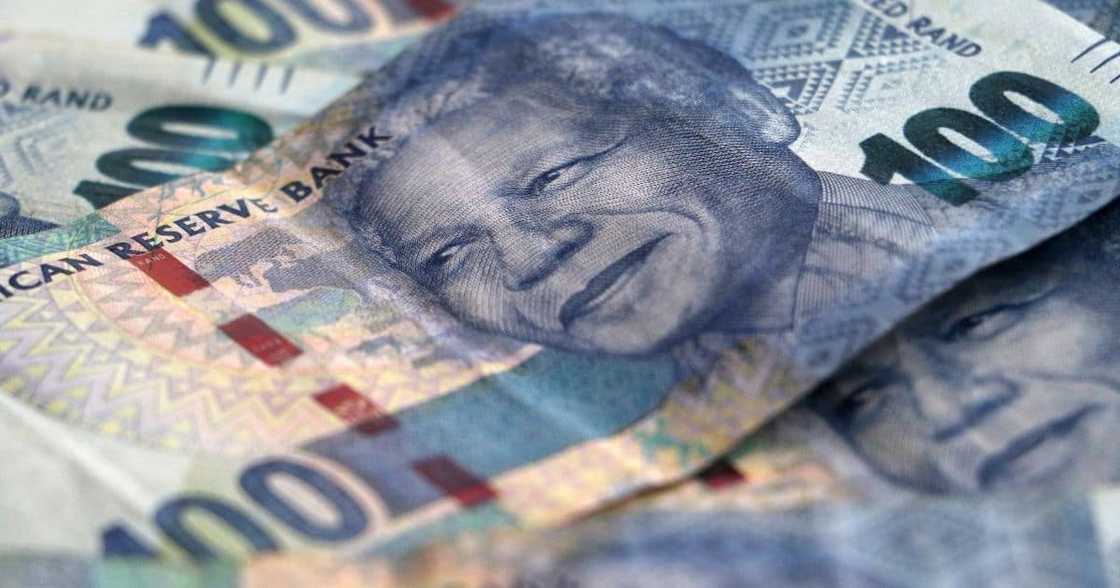 Richest 1%, own, majority wealth, South Africa, top 4, inequality Richest 1%, own, majority wealth, South Africa, top 4, inequality