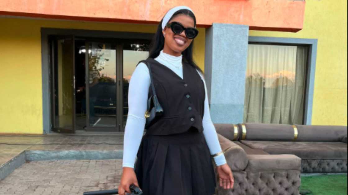 Lady secured a piece of land Lady secured a piece of land