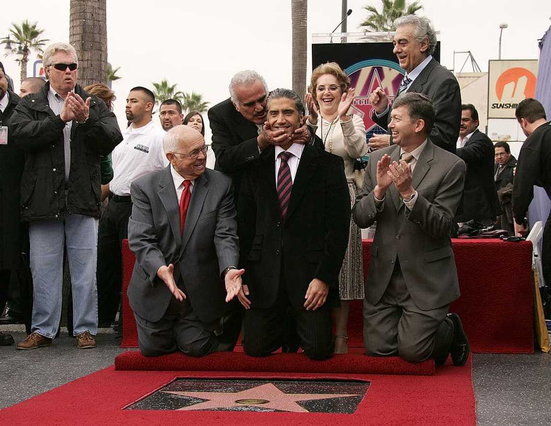 Vicente Fernández's son died Vicente Fernández's son died