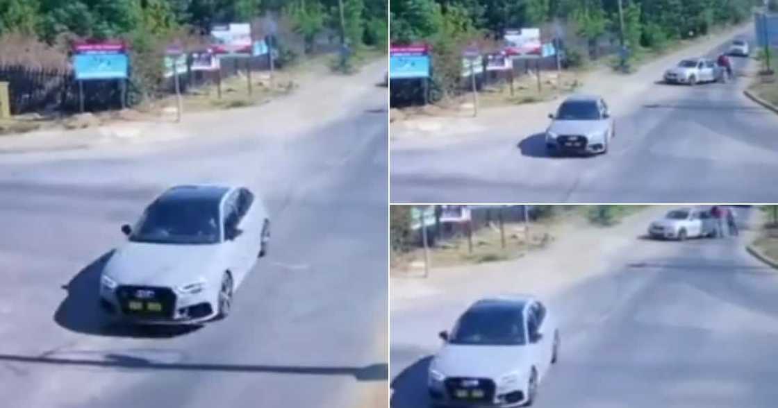 Video footage, Shocking, Attempted hijack, Online,
Incident, Linbro Park, Johannesburg,
Clip, Twitter, Yusuf Abramjee Video footage, Shocking, Attempted hijack, Online,
Incident, Linbro Park, Johannesburg,
Clip, Twitter, Yusuf Abramjee