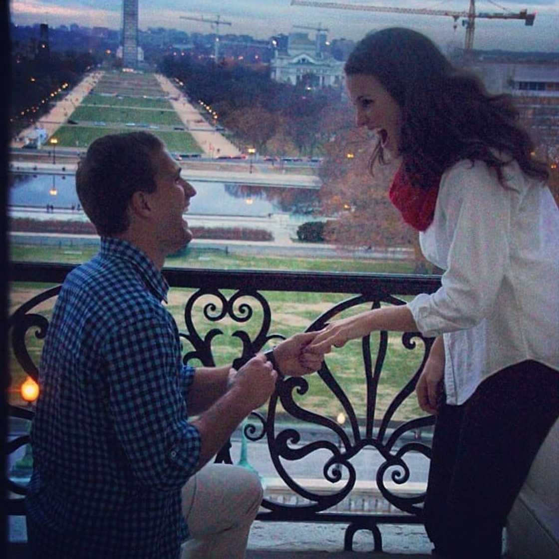 Julie Hampton Julie Hampton