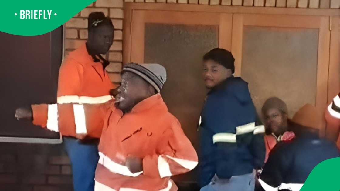 Man recalls karate moves at work in TikTok video Man recalls karate moves at work in TikTok video
