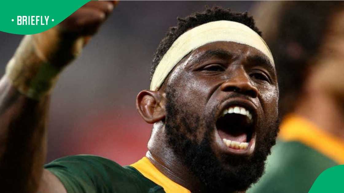 Siya Kolisi shares more pics