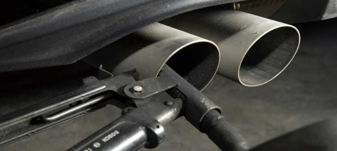 The illegal programme reduced or even completely deactivated emissions filtering when temperatures were below 15 degrees Celsius (59 degrees Fahrenheit) and higher than 33 degrees Celsius The illegal programme reduced or even completely deactivated emissions filtering when temperatures were below 15 degrees Celsius (59 degrees Fahrenheit) and higher than 33 degrees Celsius