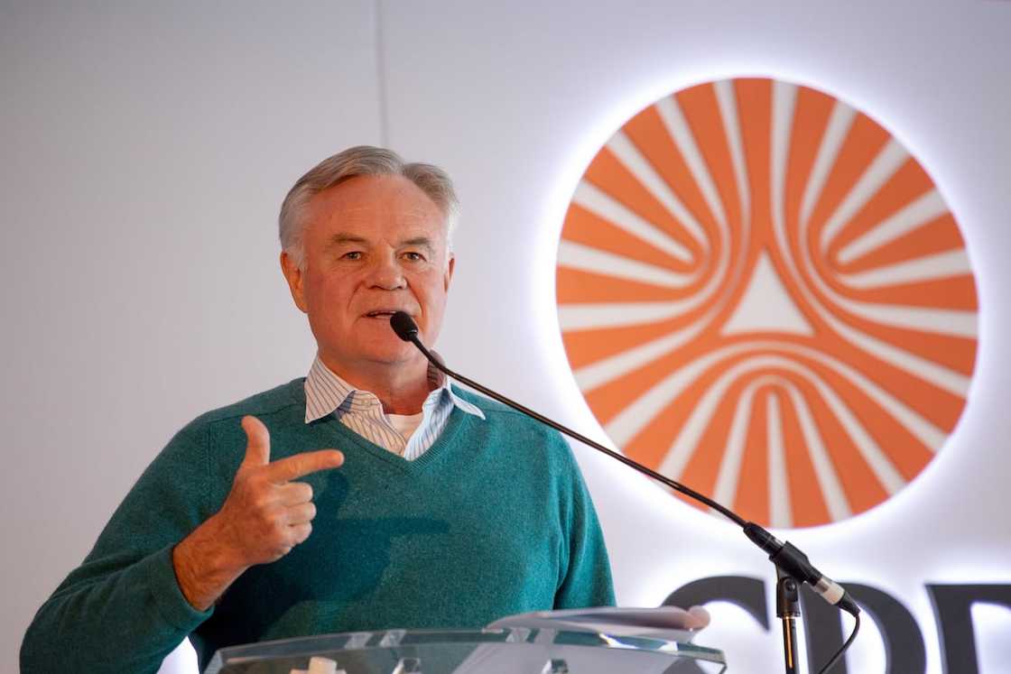 Koos Bekker is the chairman on Naspers.