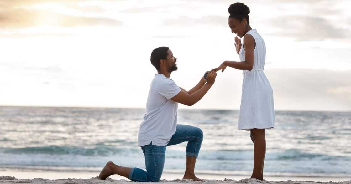 A couple that met on Twitter announce they are engaged A couple that met on Twitter announce they are engaged