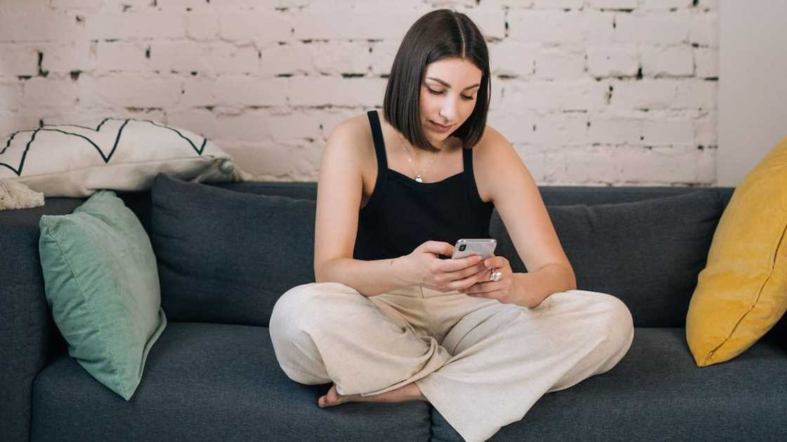 DStv's WhatsApp helpline DStv's WhatsApp helpline