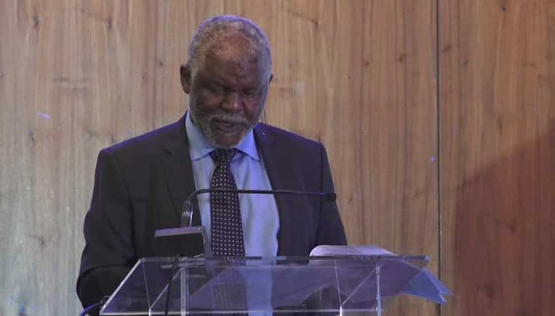 Penuell Maduna Penuell Maduna