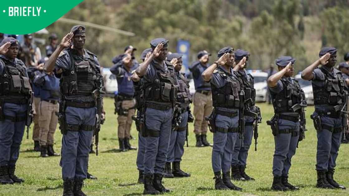 SAPS officers