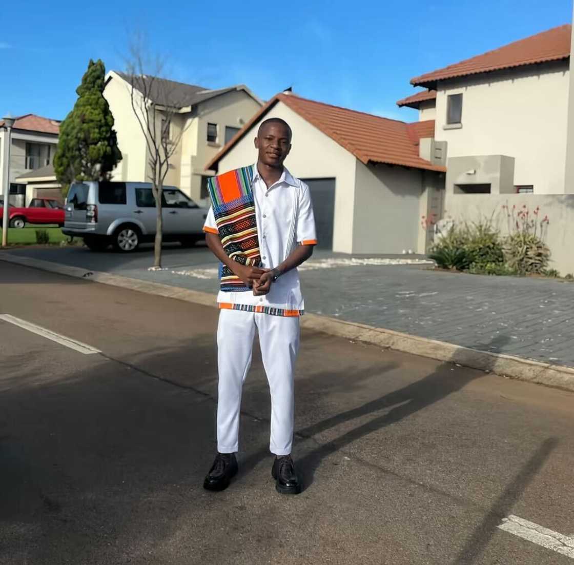 A man gave an exclusive look inside Hangwani Maumela's vast mansion, sparking mixed reactions online. A man gave an exclusive look inside Hangwani Maumela's vast mansion, sparking mixed reactions online.
