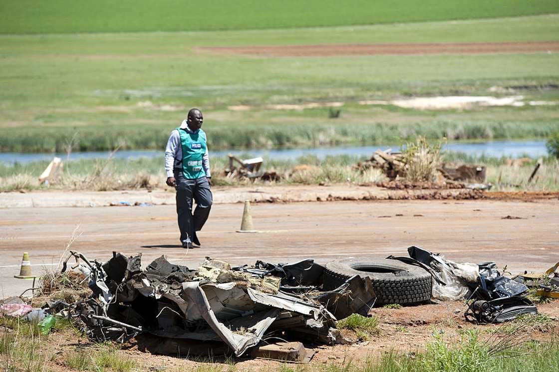 A forensic official was snapped at Moloto Road A forensic official was snapped at Moloto Road