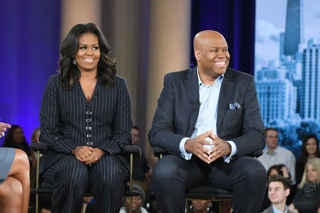 Michelle Obama and her brother, Craig Robinson.
