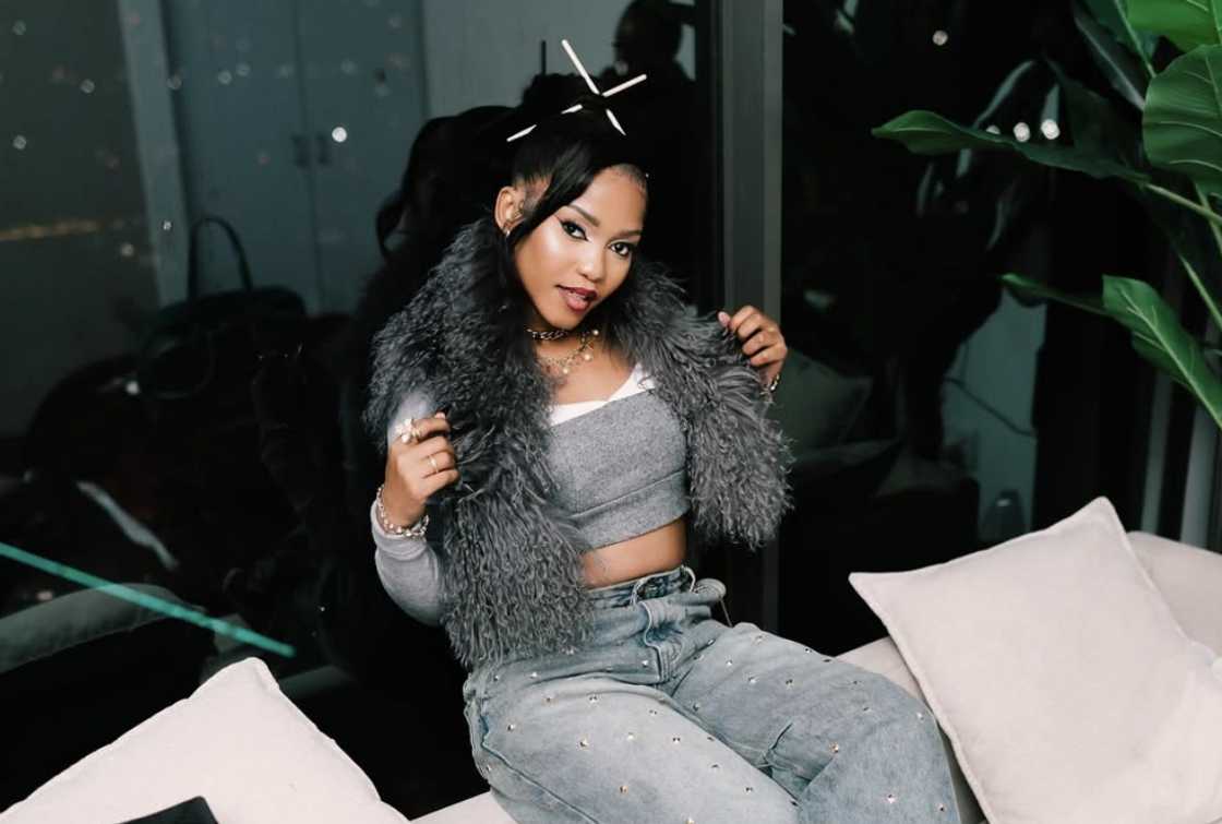 Zee Nxumalo will host the Nickelodeon Kids’ Choice Awards Zee Nxumalo will host the Nickelodeon Kids’ Choice Awards