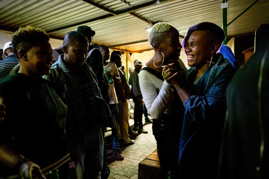 People were divided over groove at a shebeen