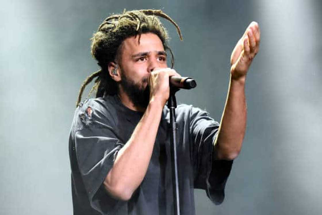 Who is Jay Cole's wife? Who is Jay Cole's wife?