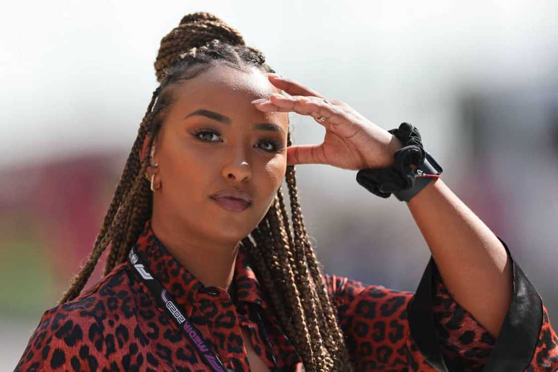 Where did Naomi Schiff go to school? Where did Naomi Schiff go to school?