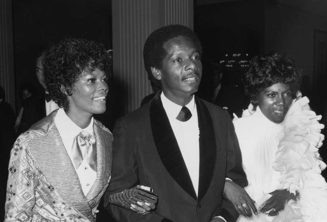 Dionne Warwick and her ex-spouse, William Elliott Dionne Warwick and her ex-spouse, William Elliott