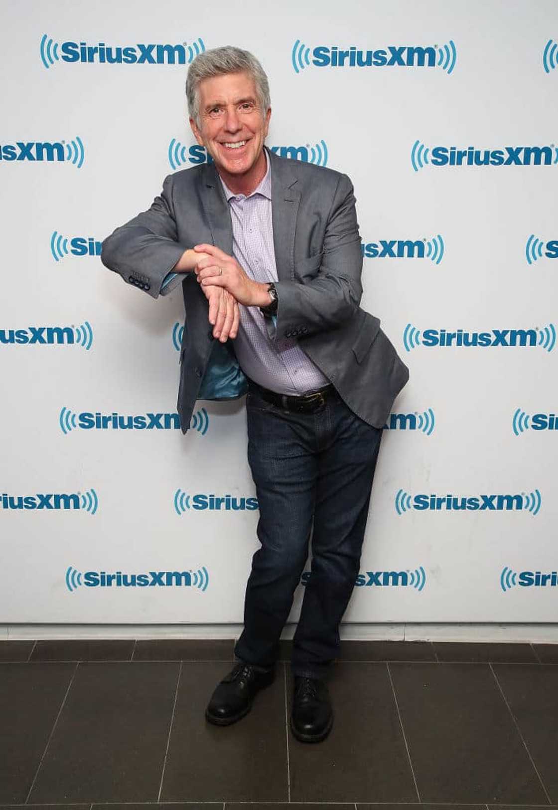 Tom Bergeron: net worth, age, children, wife, fired, new show, profiles Tom Bergeron: net worth, age, children, wife, fired, new show, profiles