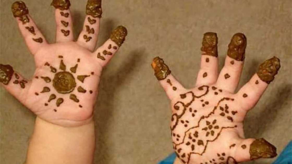 mehndi designs