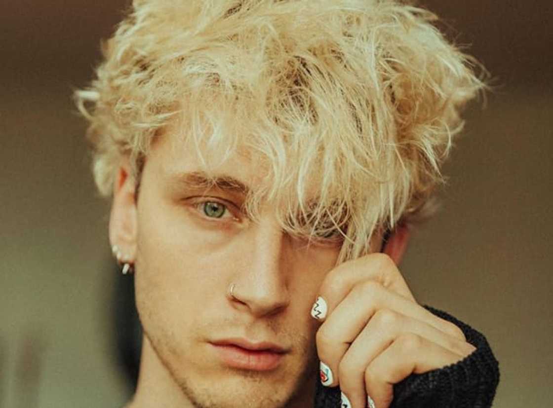 Machine Gun Kelly bio