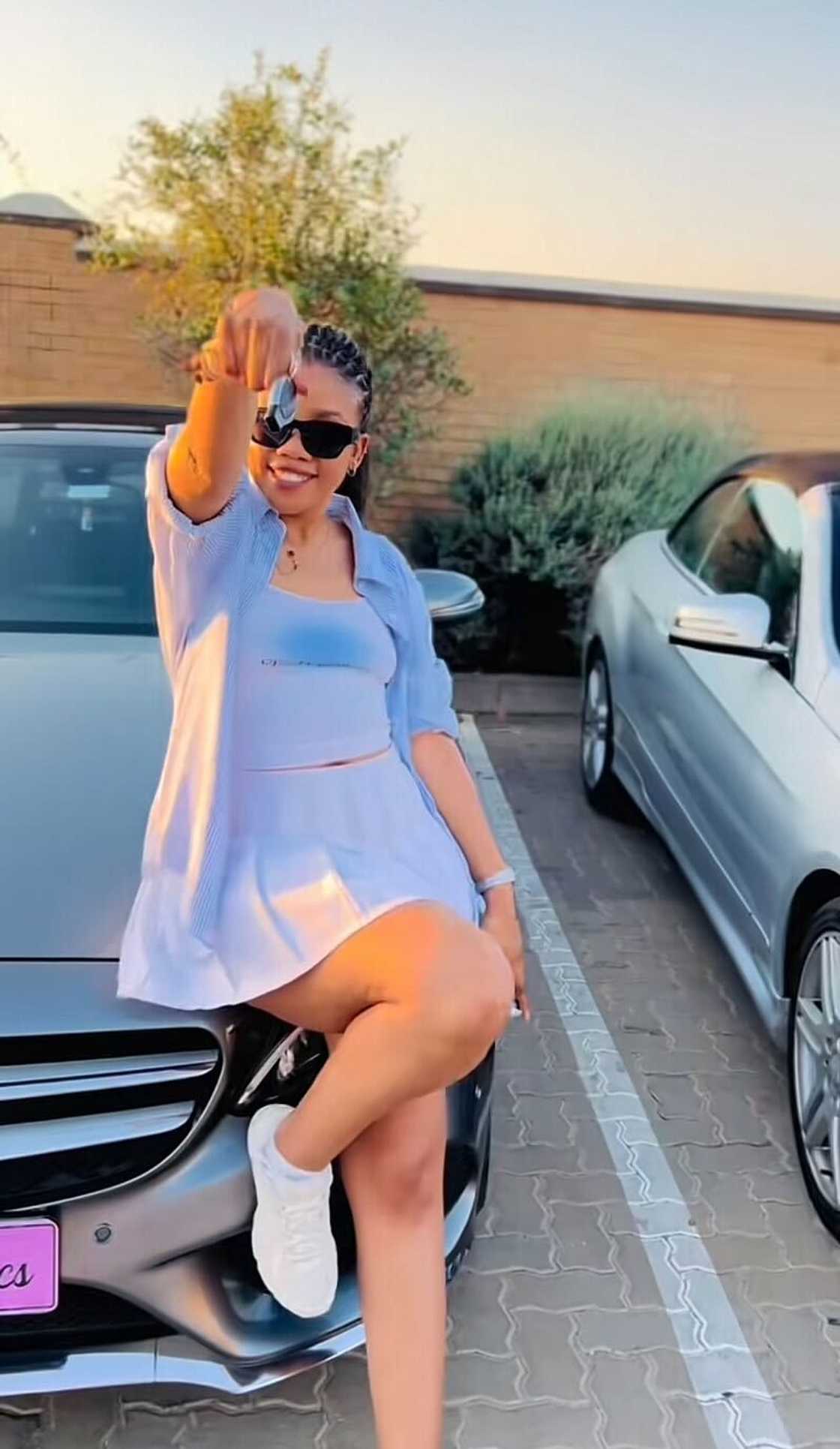 South African women flaunted their Mercedes-Benz cars in a TikTok video.