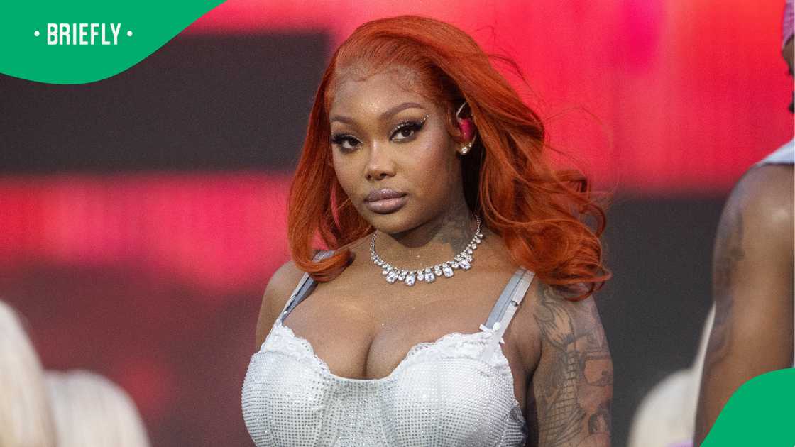 Netizens react to Warras' rant about Summer Walker's performance