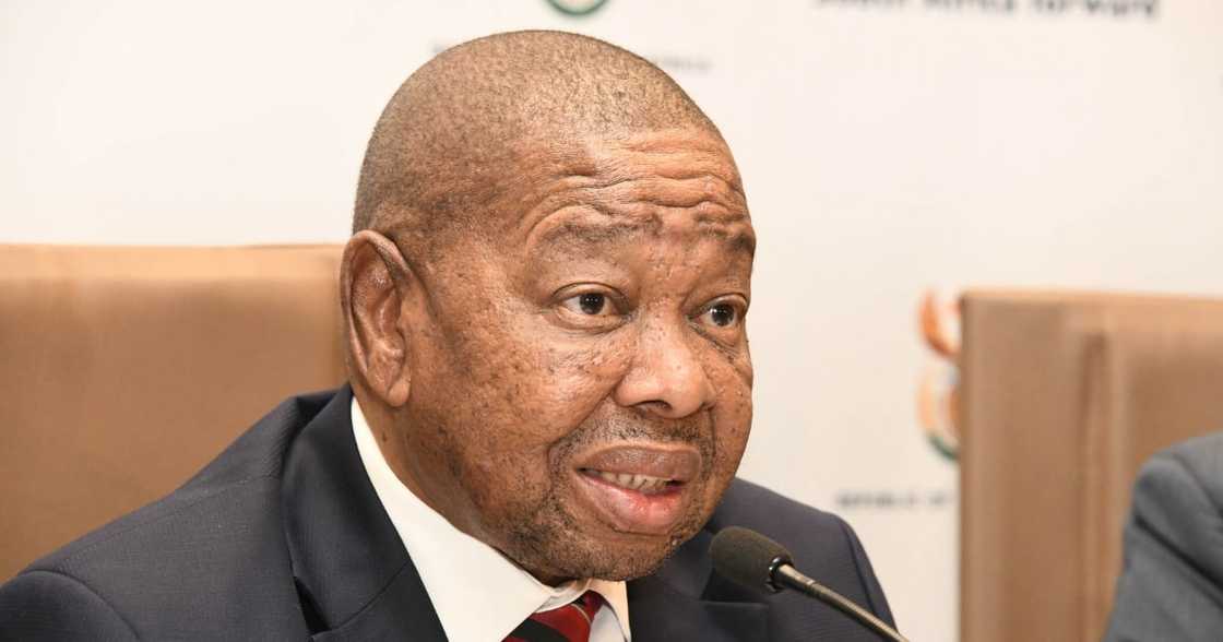 Blade Nzimande, NSFAS, 75% pass eligibility, education Blade Nzimande, NSFAS, 75% pass eligibility, education