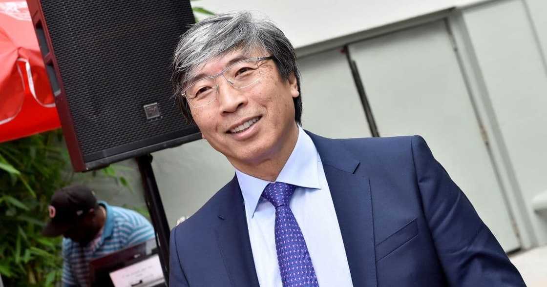 SA Born Billionaire Patrick Soon-Shiong Is Giving Mzansi R3bn to Produce More Vaccines SA Born Billionaire Patrick Soon-Shiong Is Giving Mzansi R3bn to Produce More Vaccines