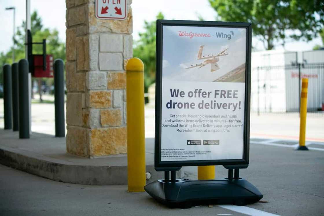 Take-out food, prescriptions and household items like toothbrushes are the type of small and light products that have worked for airborne drop-offs Take-out food, prescriptions and household items like toothbrushes are the type of small and light products that have worked for airborne drop-offs